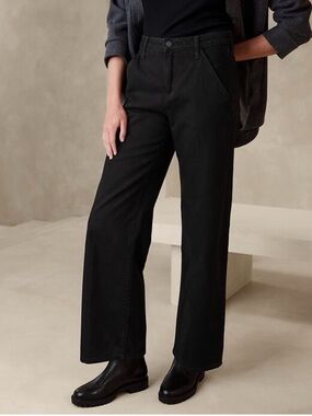 BANANA REPUBLIC Factory Luxe High-Rise Wide Leg Trouser Jean | Black‎ | Size 16